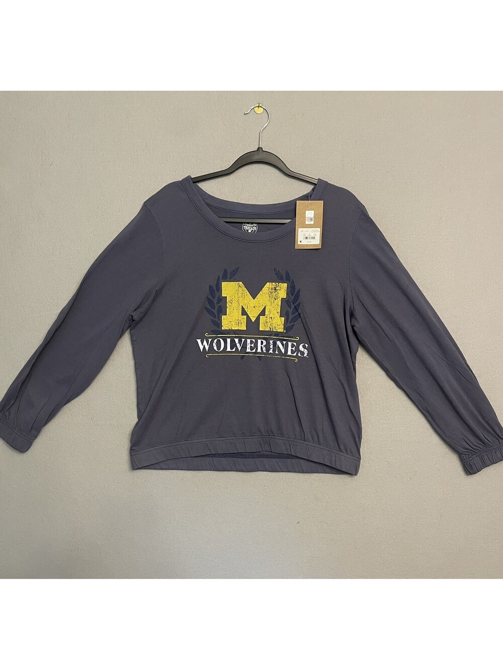 Michigan Wolverines Women's Long Sleeve Shirt - Size M